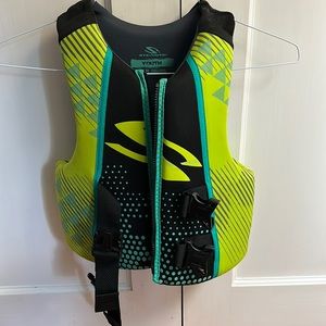 Stearns Youth Ski-vest Life-vest floatation aid